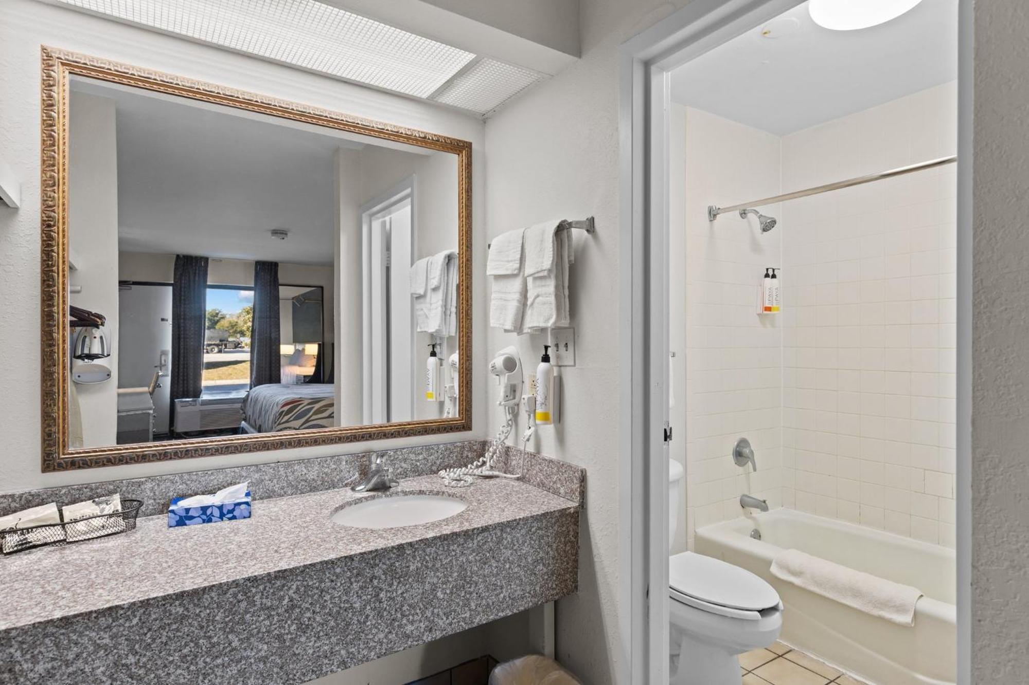 Garnet Inn & Suites, Morehead City Near Atlantic Beach Zewnętrze zdjęcie